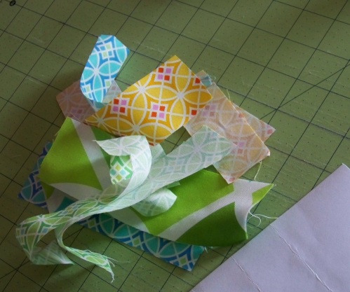 tiras de tecido de sucata para tutorial cartões de patchwork